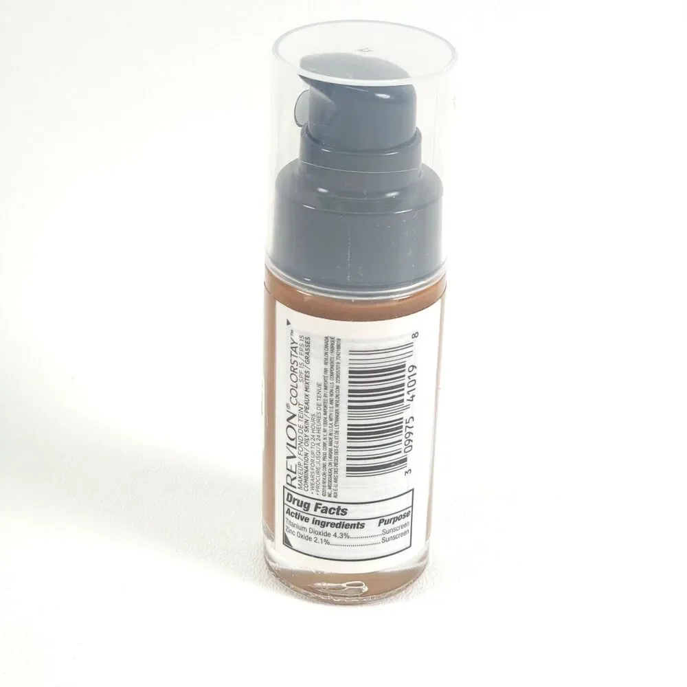 Revlon ColorStay Matte Foundation for‎ Combination / Oily Skin, 440 Mahogany